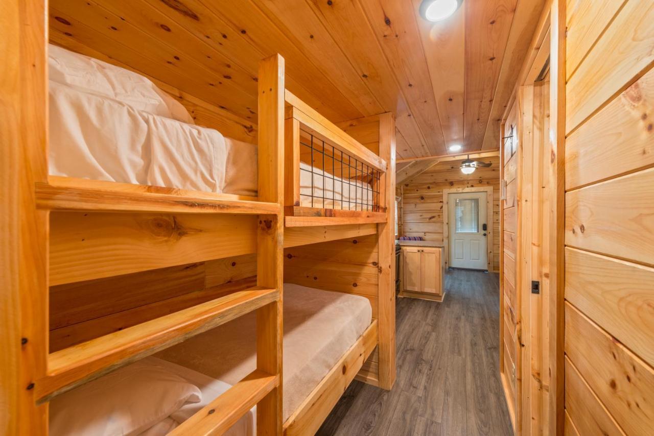 Great Escapes Rv Resort Bryan College Station Dış mekan fotoğraf