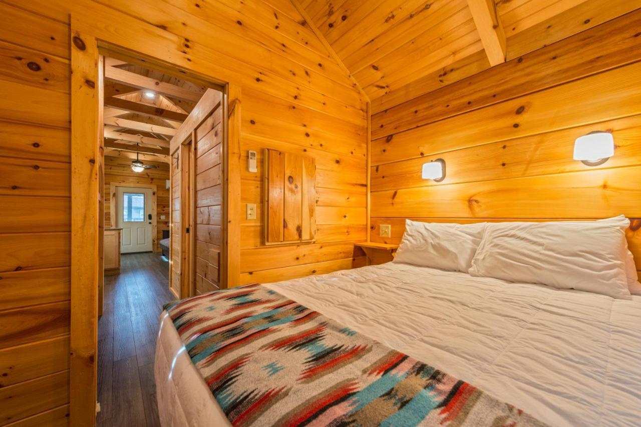 Great Escapes Rv Resort Bryan College Station Dış mekan fotoğraf